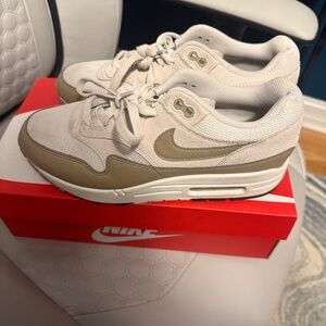 Mens Nike airmax size 8
